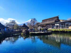 oshino hakkai, oshino village