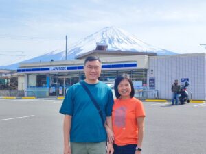 Narusawa Lawson with Mt.fuji View